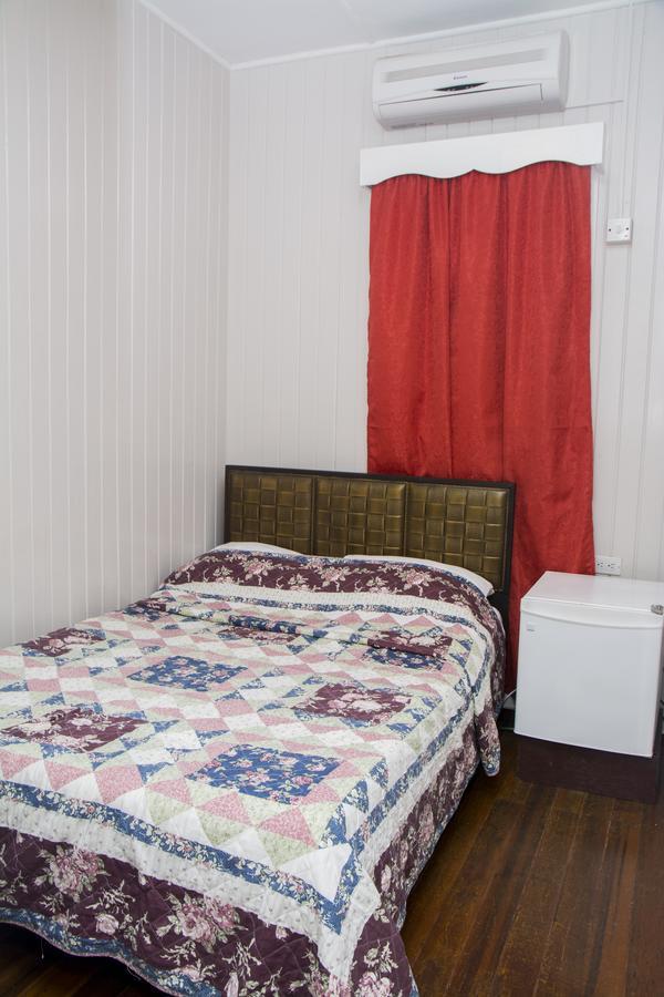 Windjammer International Cuisine & Comfort Inn ジョージタウン 部屋 写真